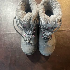 Columbia Girl Boots Size 2